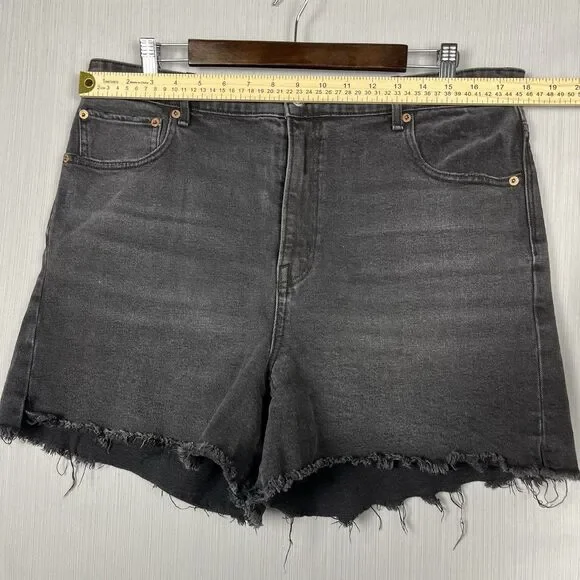 American Eagle Womens 16 Black Denim Highest Rise Boyfriend Short Y2K Grunge - Picture 8 of 11